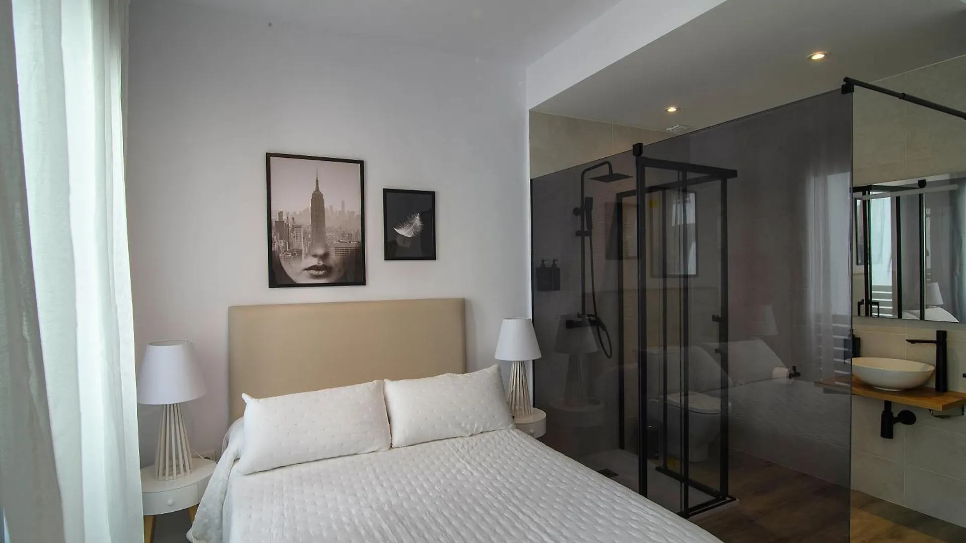Hotel Antonella Suites Fuentes de Andalucía España